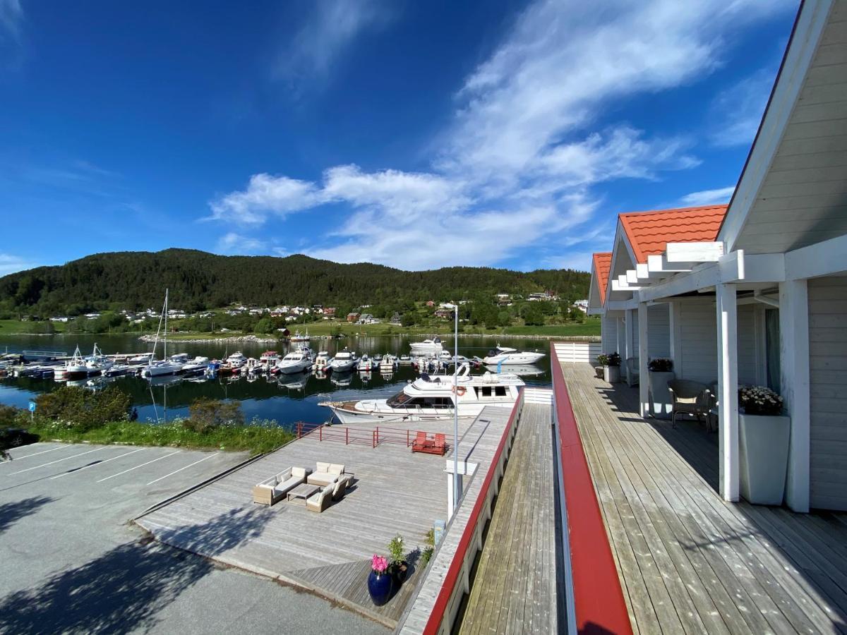 Sunde Fjord Hotel, Free And Easy Parking Solavagen Dış mekan fotoğraf